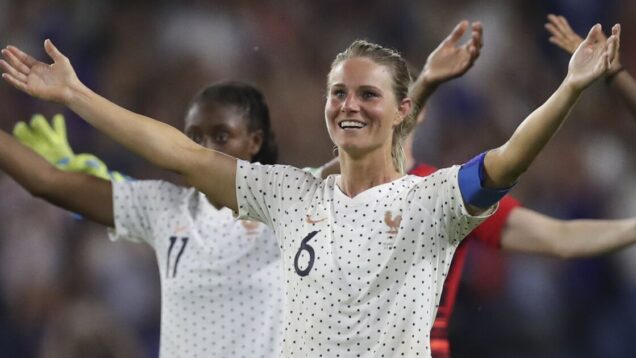 Angel City signs French star Amandine Henry