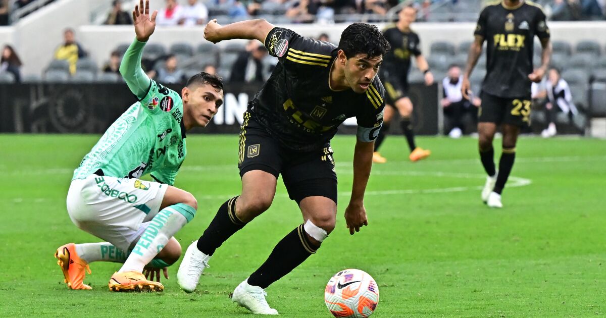 Carlos Vela looked uninspired, slow and finished in LAFC loss