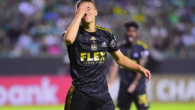 Late goal not enough as LAFC falls 2-1 to León