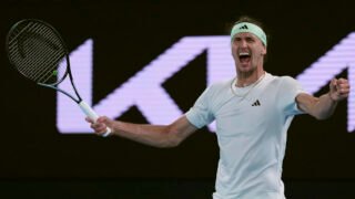 Australian Open: Alexander Zverev takes down Carlos Alcaraz, advances to